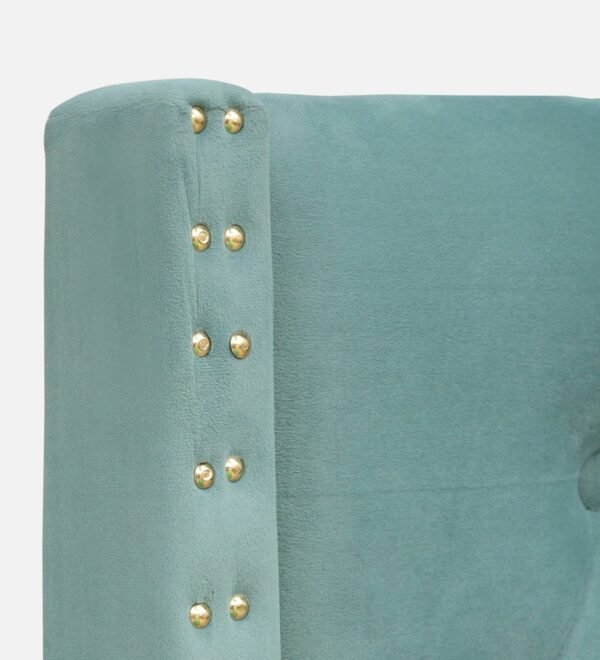 Aurora Tufted Uphoistered Bed With Winged Headboard