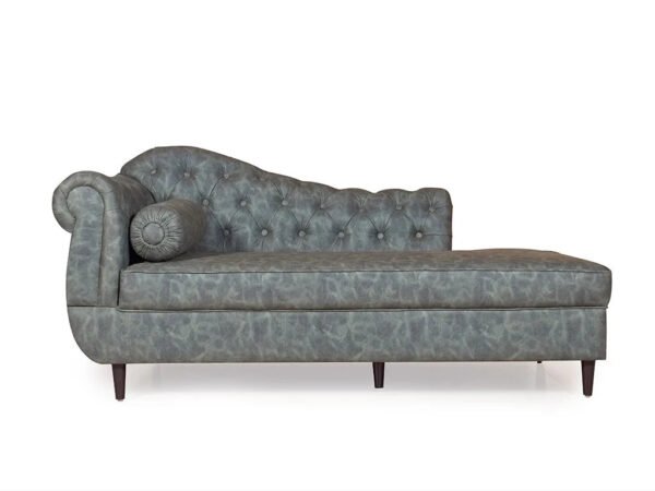 Chesterfied-inspired Tufted Chaise