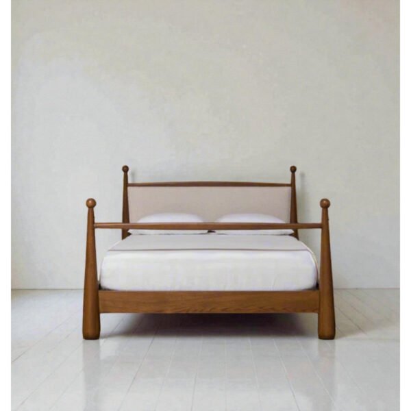 Heritage Spindle Wooden Bed